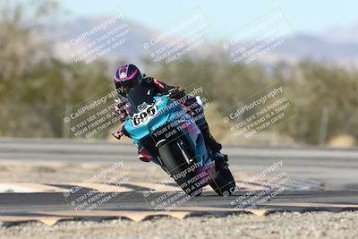 media/Dec-06-2025-CVMA (Sat) [[4a896cc04c]]/Race 6-Formula Twins-Formula 40 UL/